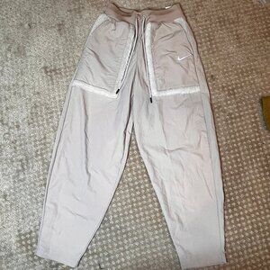 Nike Womens XS Pants Medium High Rise Wind Jogger Loose Sherpa Trim Tan NWT